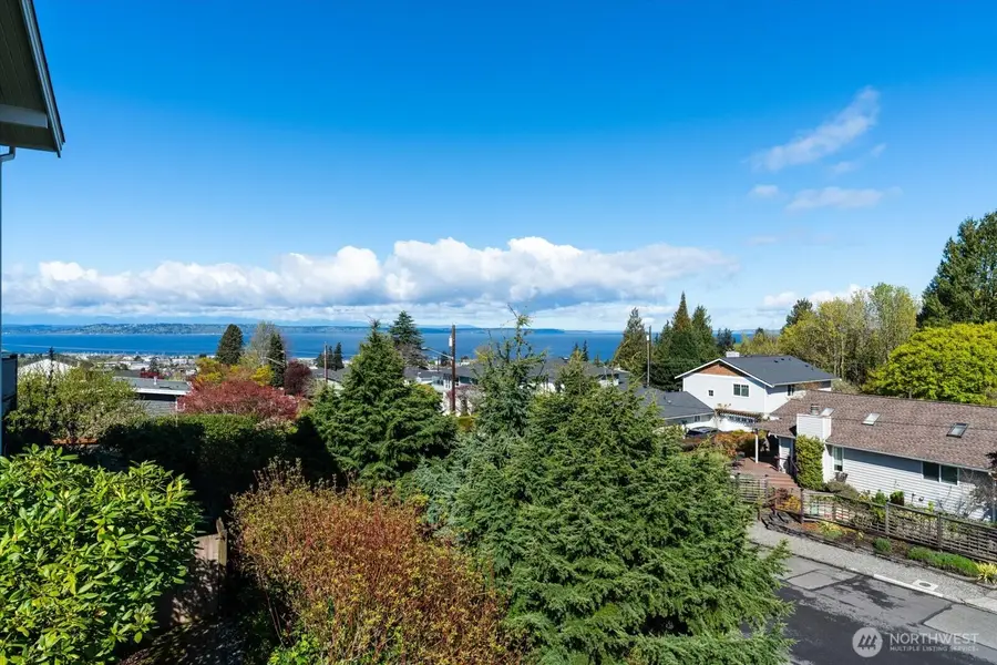 944 Maple Street, Edmonds, WA 98020 - #3