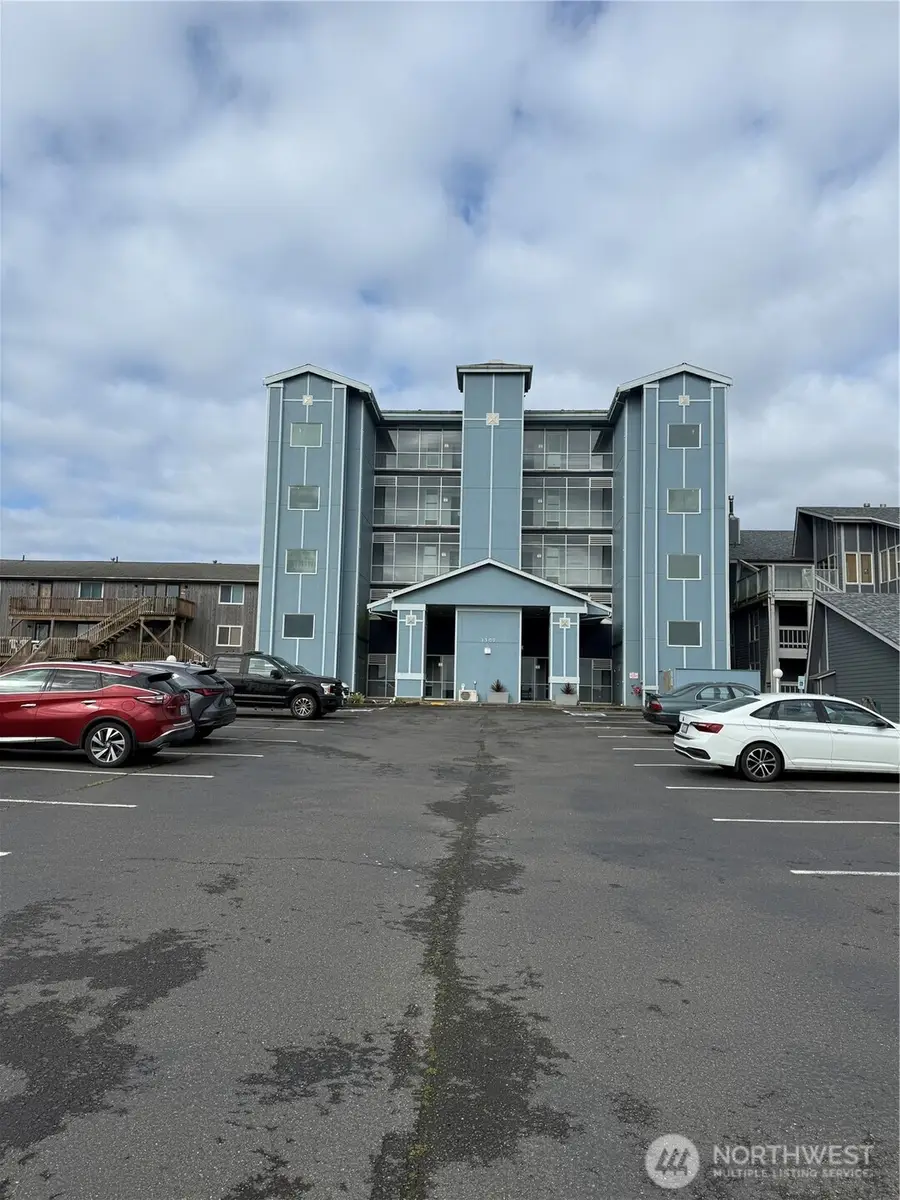 1307 Ocean Shores Blvd Boulevard Sw #N14, Ocean Shores, WA 98569 - #2