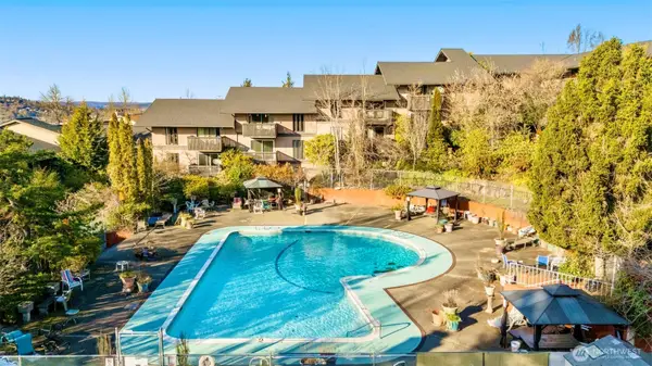 1425 S Puget Drive #I5, Renton, WA 98055