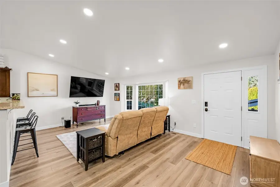 4926 120th Place Se, Everett, WA 98208 - #3