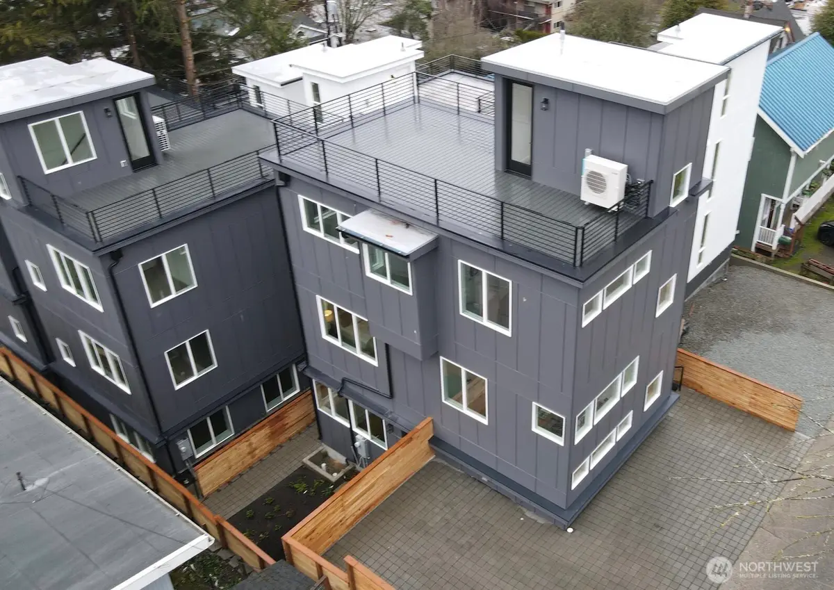 631 W Emerson Street, Seattle, WA 98119 - #1