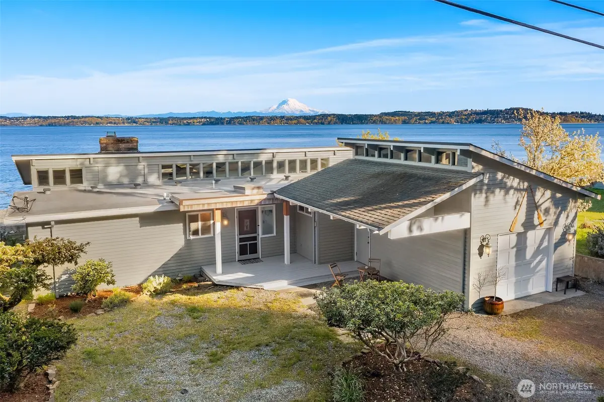 27518 Sandy Shores Drive Sw, Vashon, WA 98070 - #1