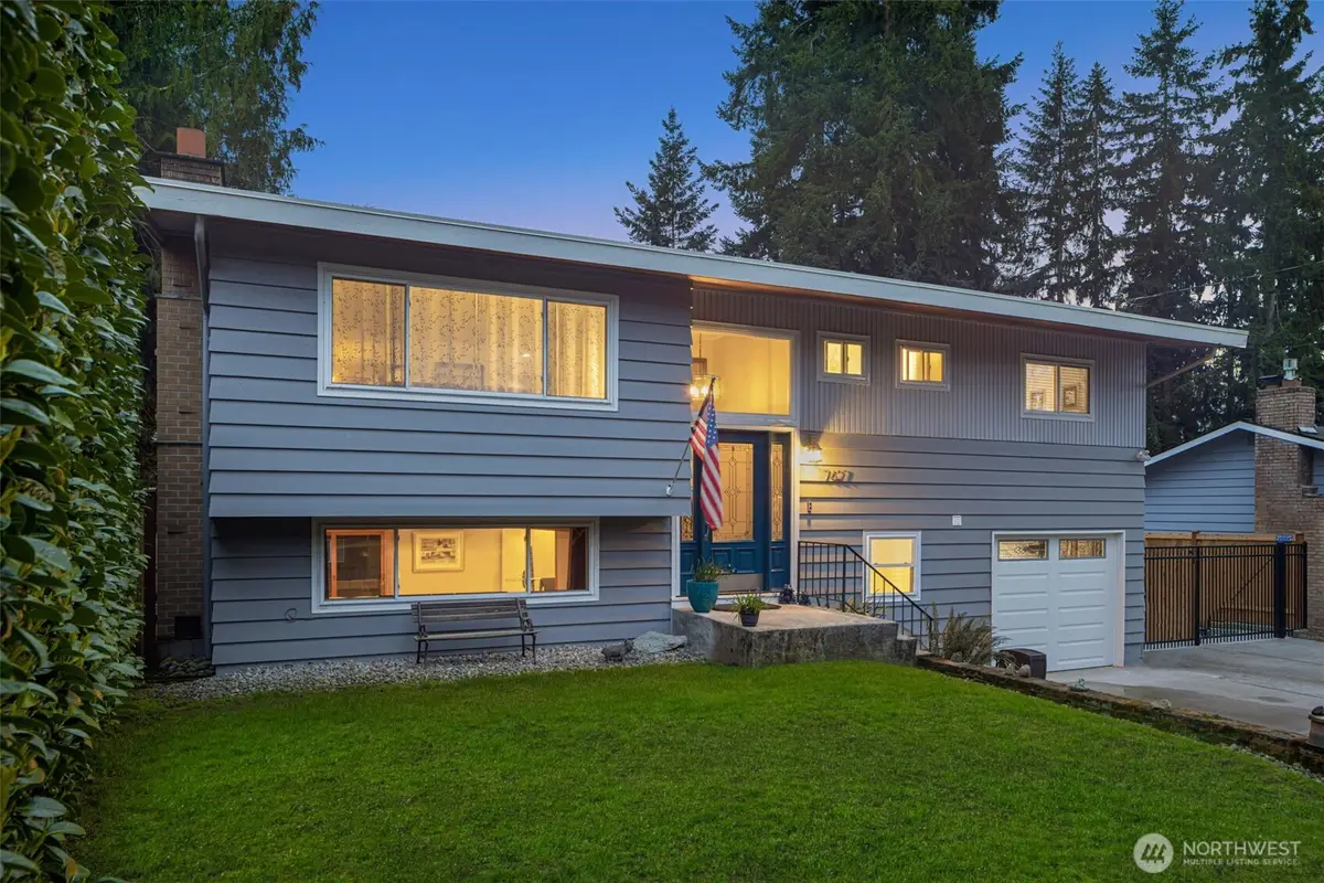 7627 NE 202nd Place, Kenmore, WA 98028 - #1