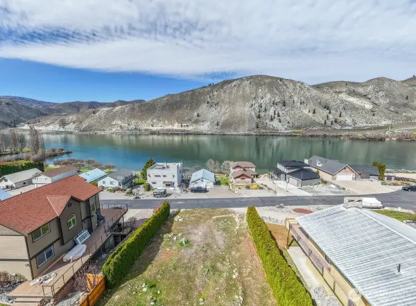 460 Lakefront Drive #27, Orondo, WA 98843