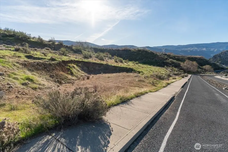 9988 Saska Way #22, Entiat, WA 98822 - #2