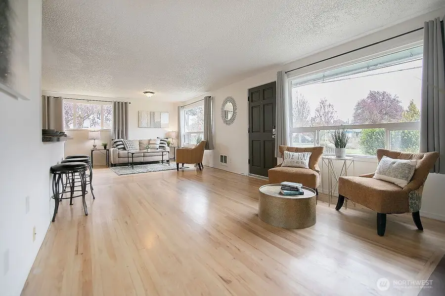 1925 28th, Longview, WA 98632 - #2