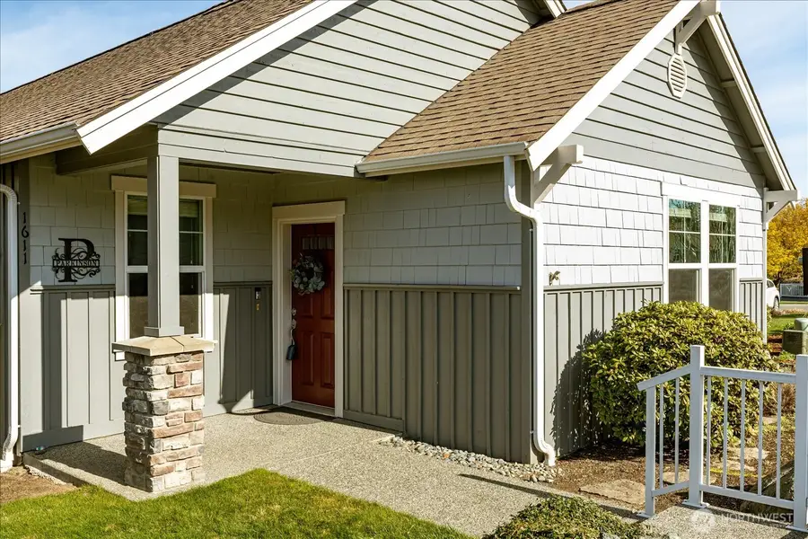 1611 SW Vanguard Street, Oak Harbor, WA 98277 - #2