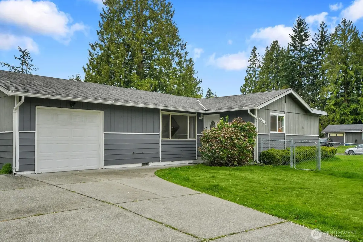 8901 Emerson Place, Everett, WA 98208 - #1