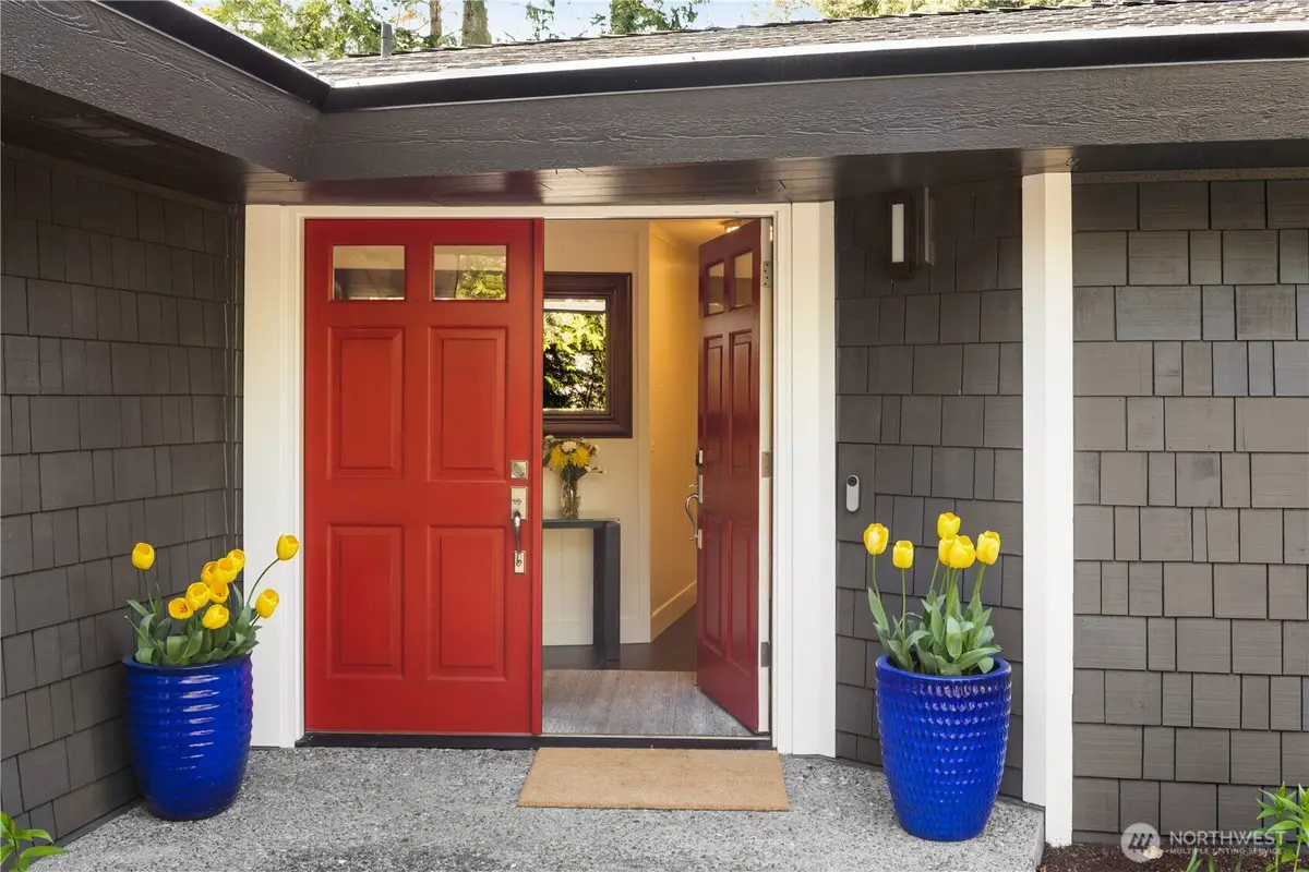 9525 Mercerwood Drive, Mercer Island, WA 98040 - #1