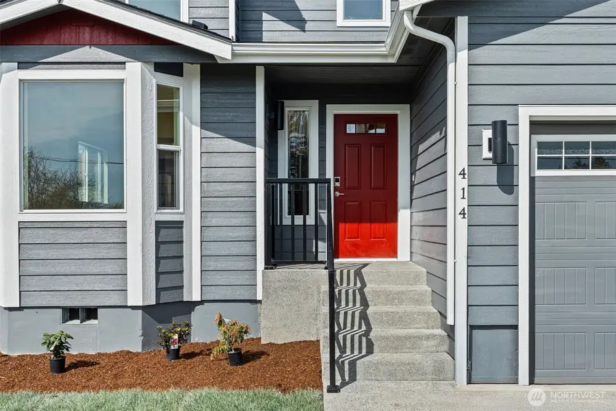 414 Comet Street, Milton, WA 98354 - #2