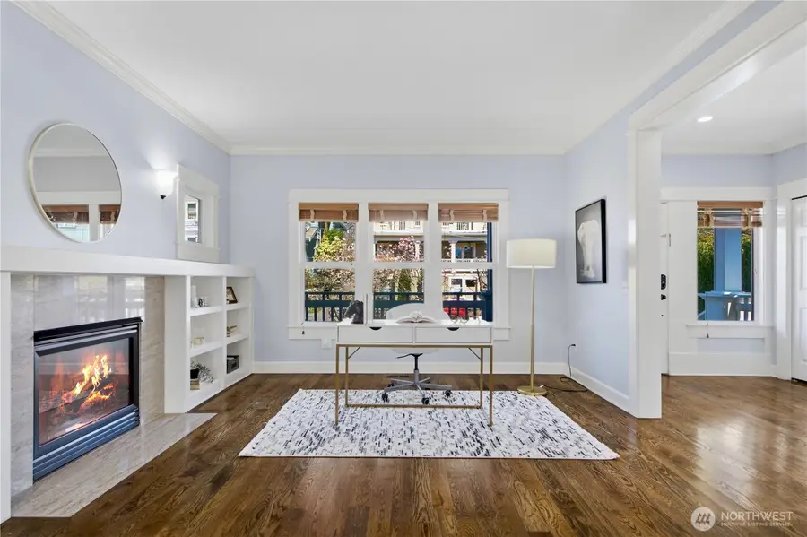 2313 N 39th Street, Seattle, WA 98103 - #2