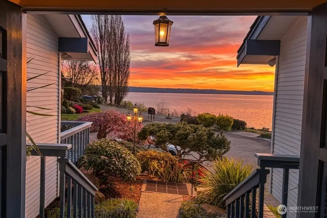 21550 1st Court S, Normandy Park, WA 98198 - #1