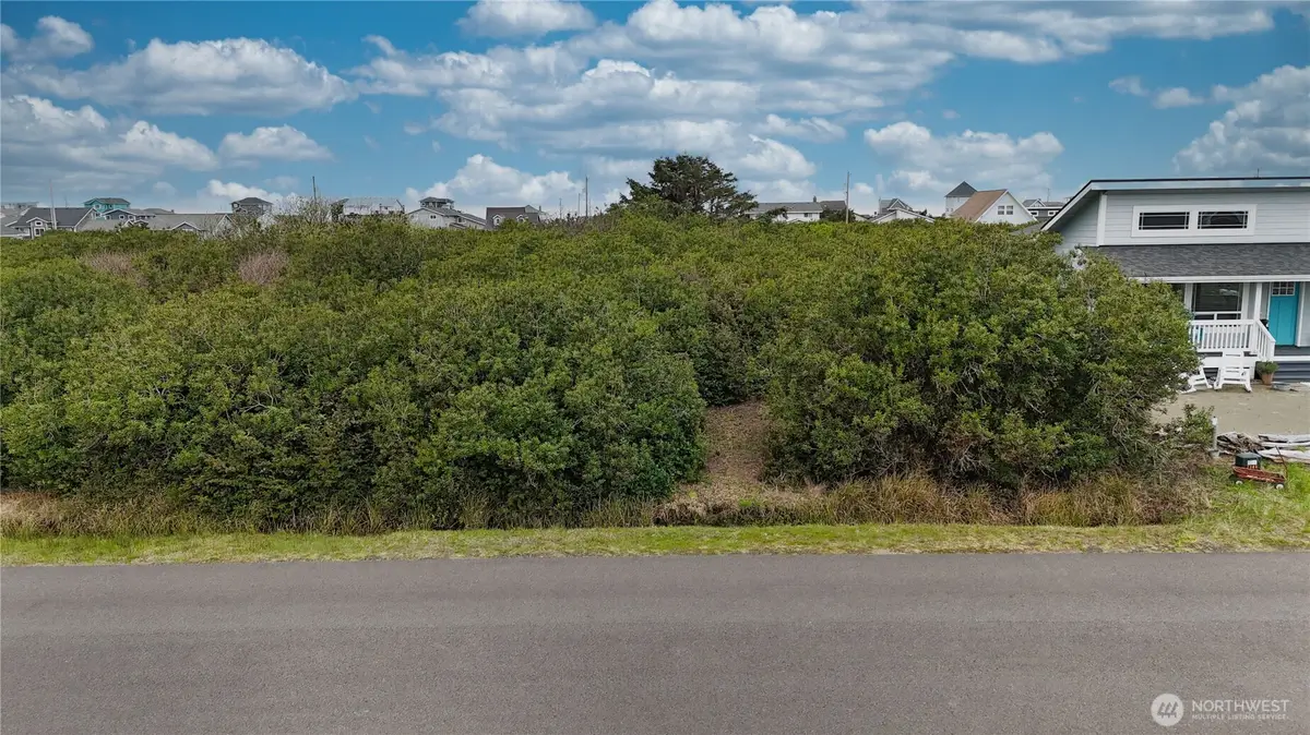 1161 Greenview Avenue Sw, Ocean Shores, WA 98569 - #1