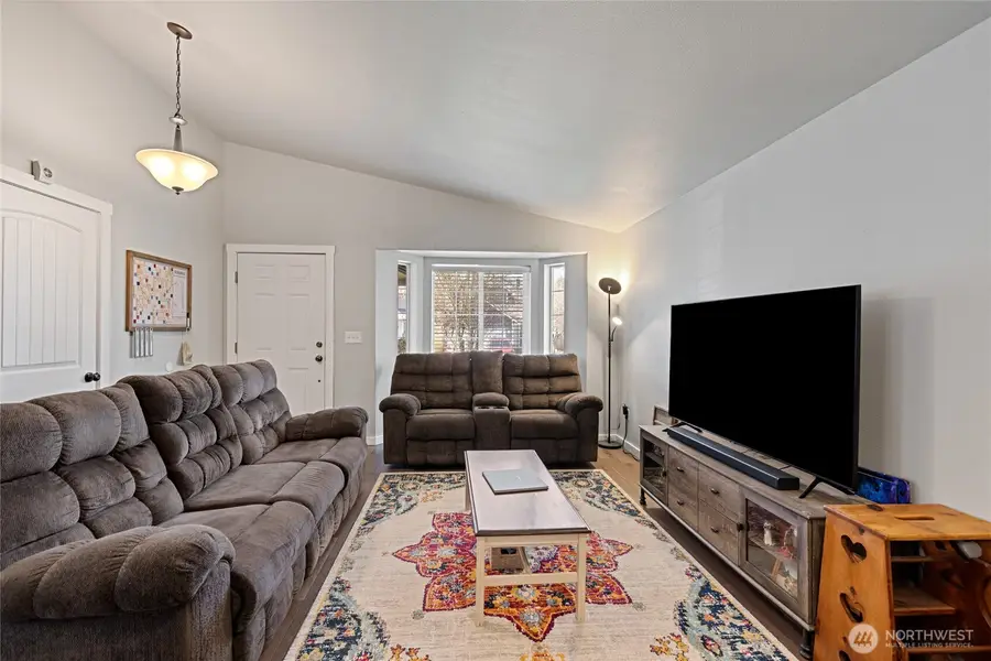 22505 44th Avenue Ct E, Spanaway, WA 98387 - #3