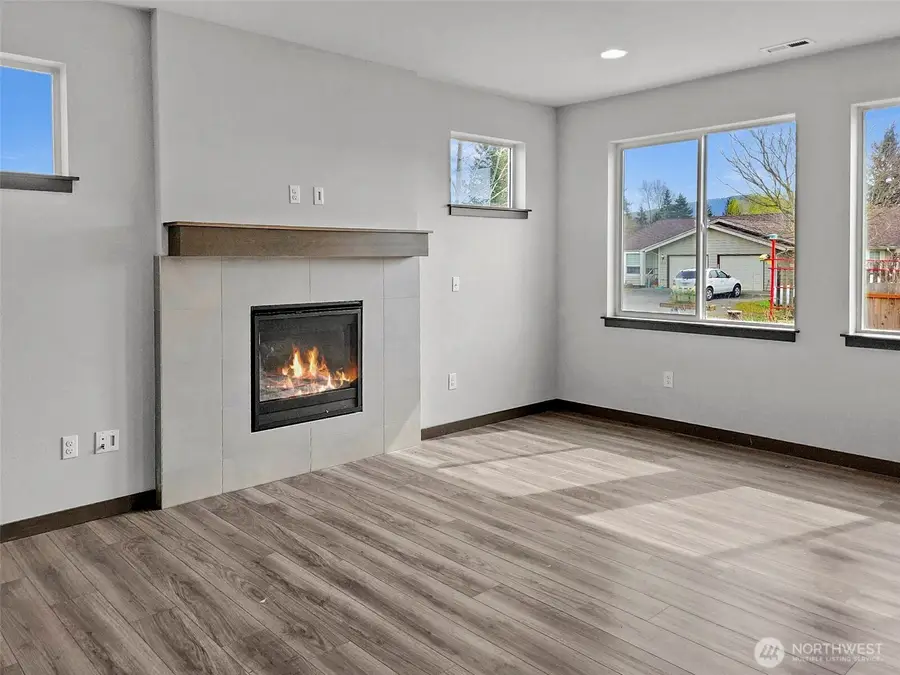 511 Debbie Drive, Sedro Woolley, WA 98284 - #3