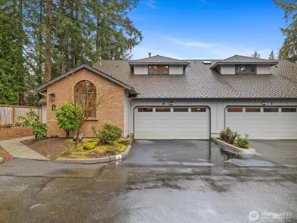 14300 Trillium Blvd Se #8, Mill Creek, WA 98012
