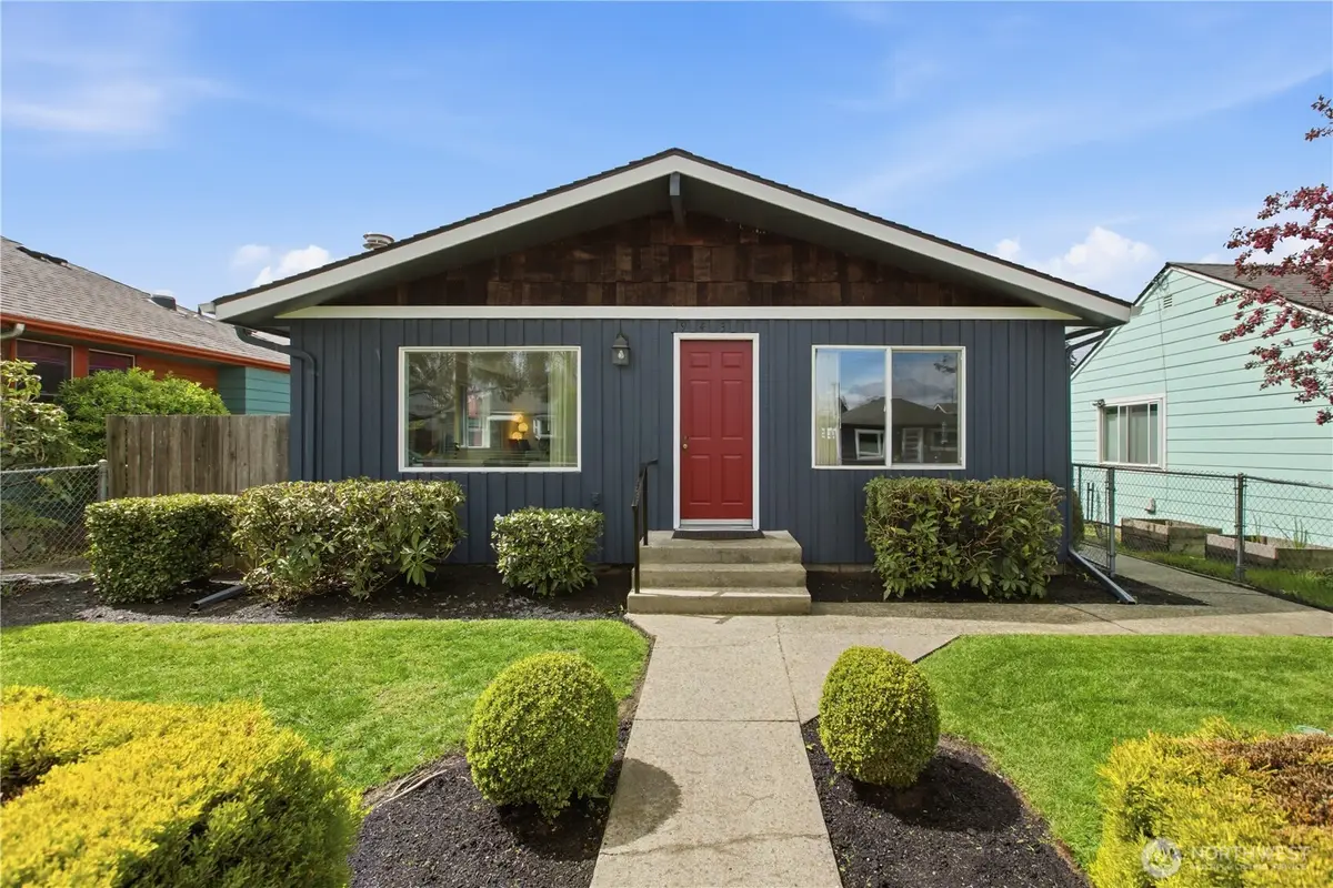 9431 21st Avenue Sw, Seattle, WA 98106 - #1