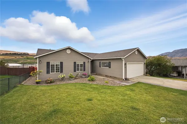 121 Pryor Drive, Pateros, WA 98846