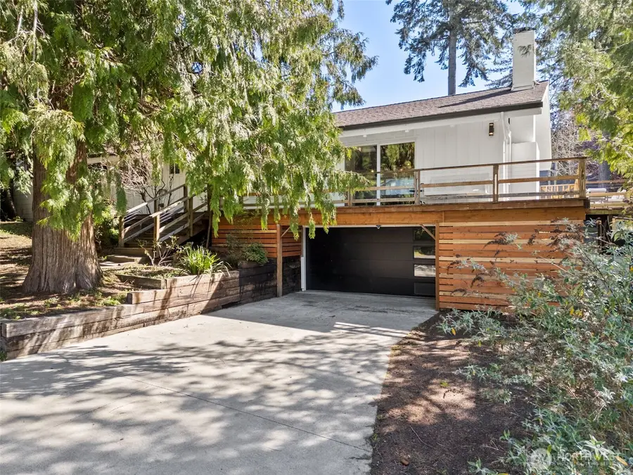 9832 Whitecap Drive Nw, Olympia, WA 98502 - #3