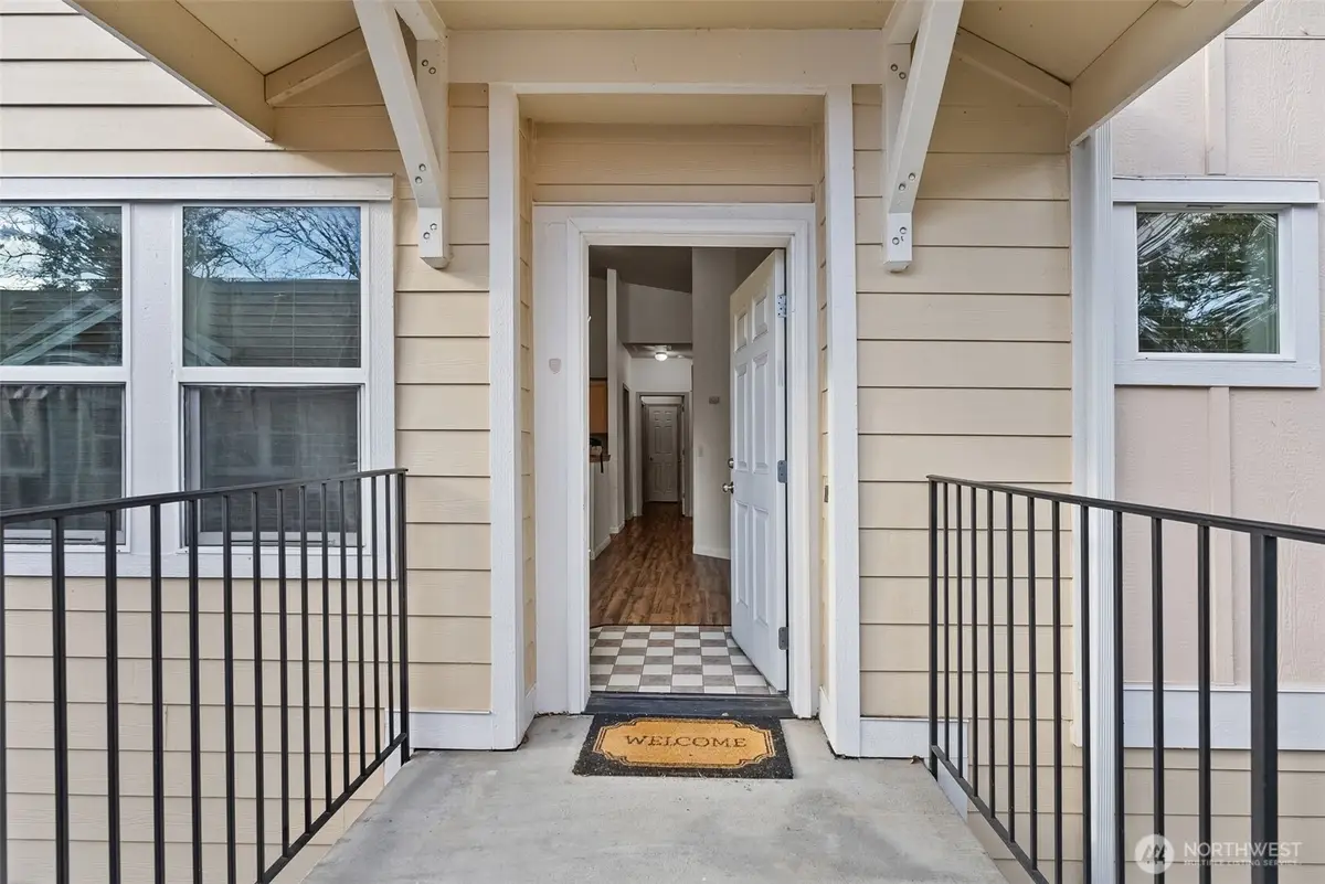 8023 Custer Road Sw #B6, Lakewood, WA 98499 - #1