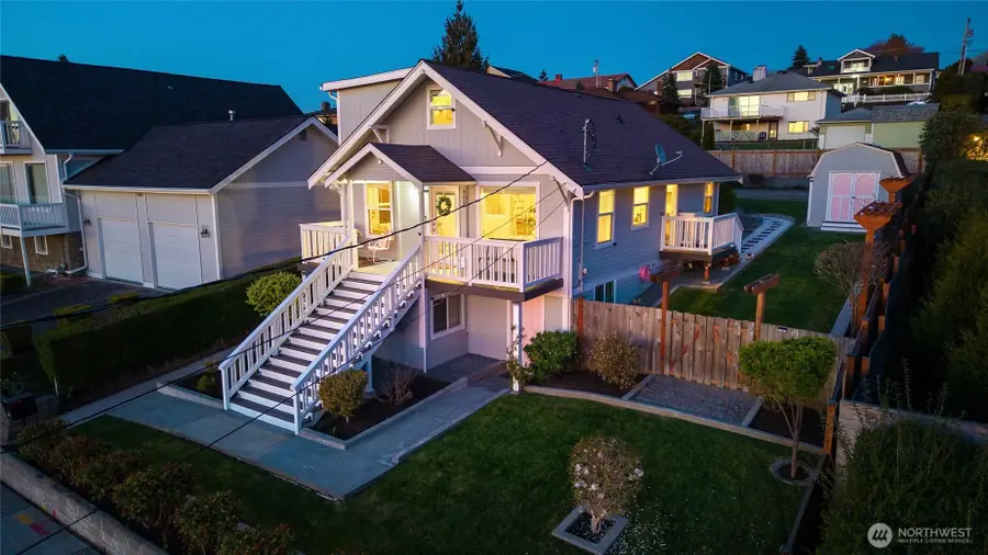 808 Renton Avenue S, Renton, WA 98057 - #2
