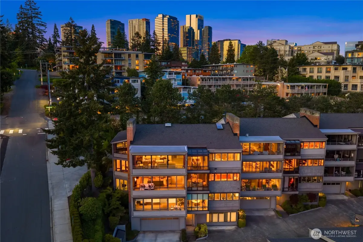 9903 Lake Washington Boulevard Ne #201, Bellevue, WA 98004 - #1