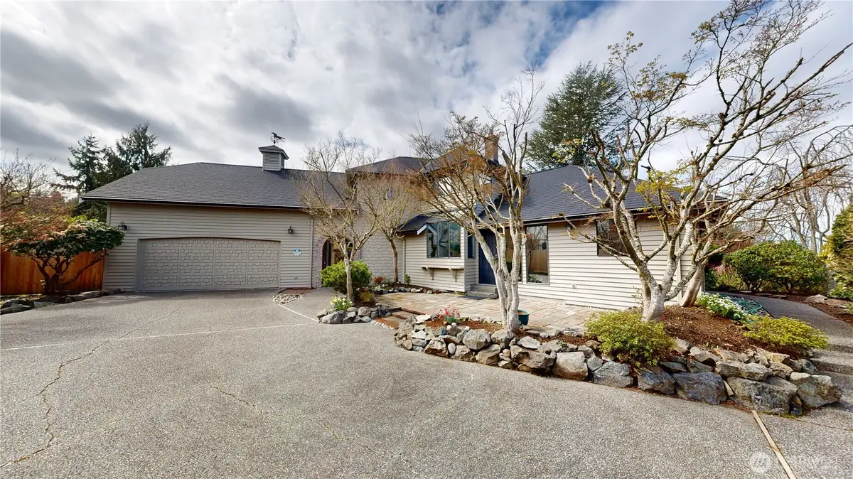 627 N Waugh Road, Mount Vernon, WA 98273 - #1