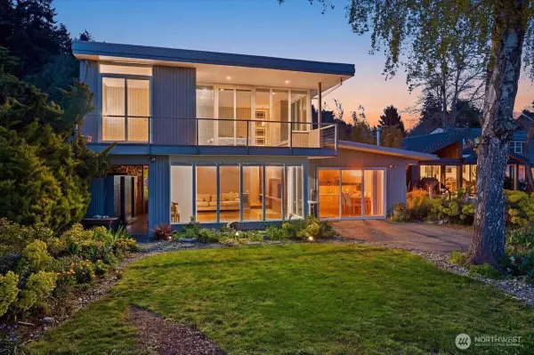 78 Point Fosdick Drive Nw, Gig Harbor, WA 98335