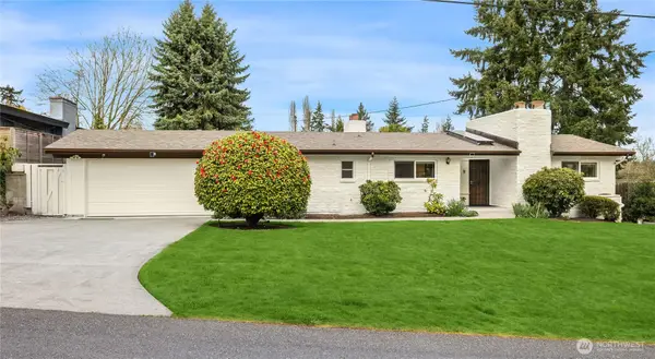 9750 SE 41st Street, Mercer Island, WA 98040