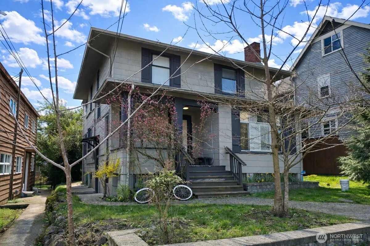 807 49th Street, Seattle, WA 98103 - #1