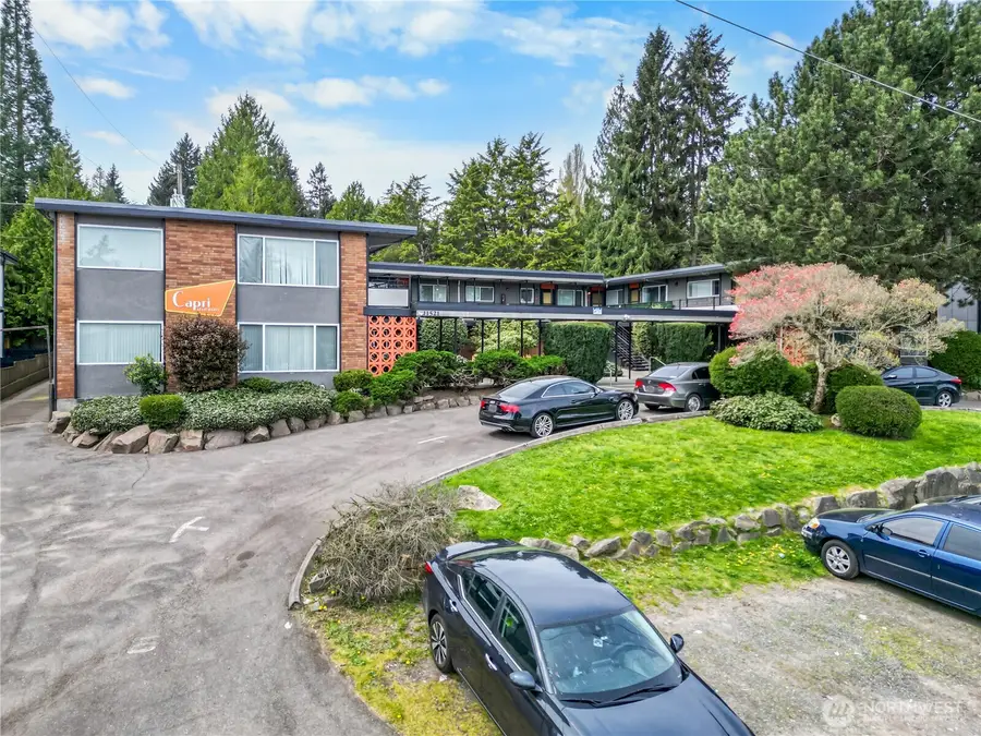 11521 26th Avenue Ne, Seattle, WA 98125 - #2
