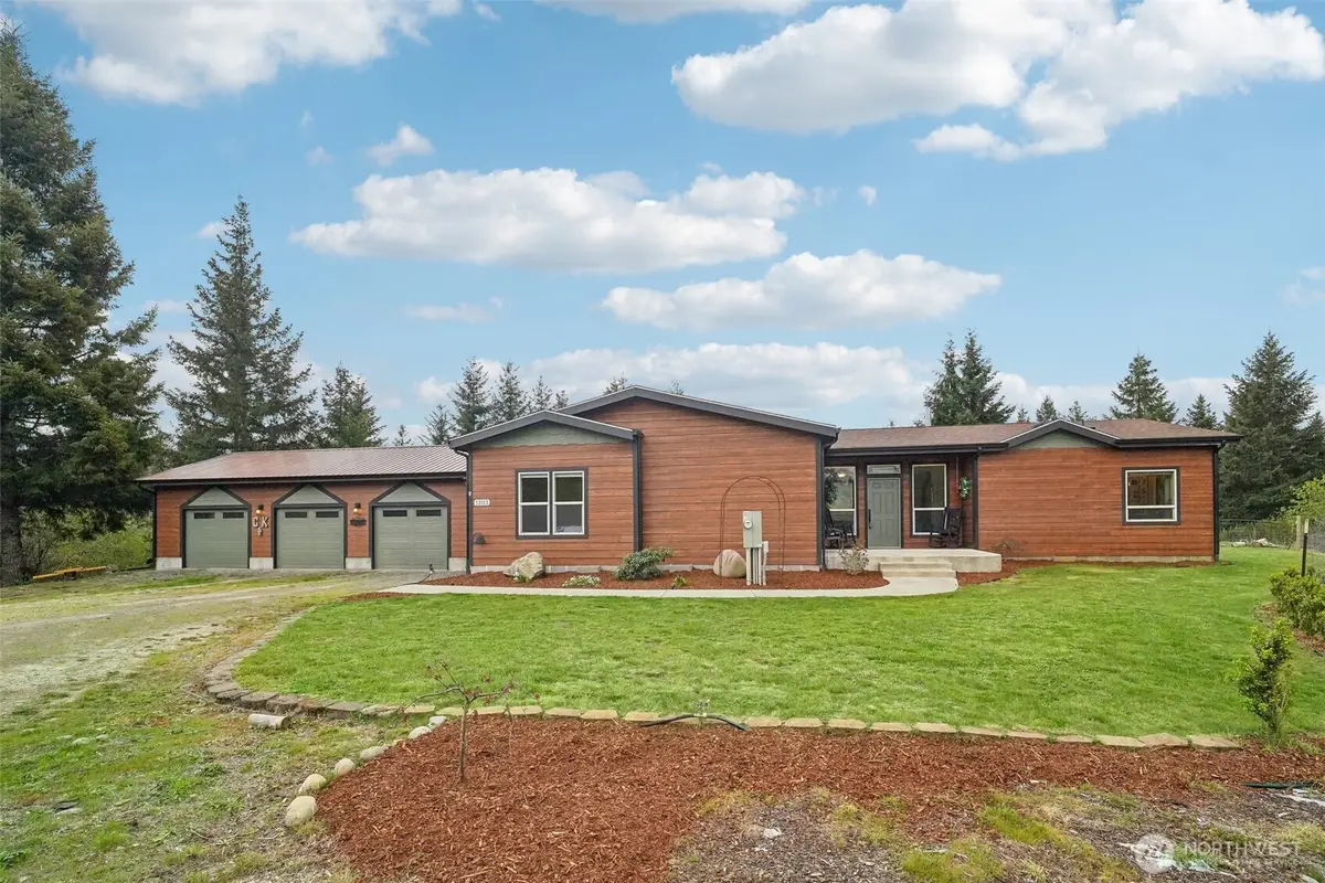 13113 Algyer Road Se, Rainier, WA 98576 - #1