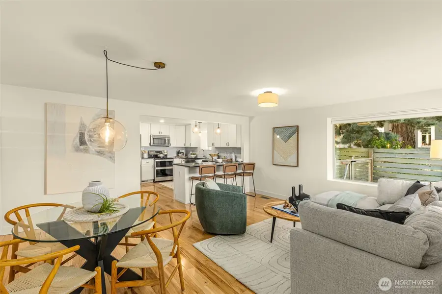 3016 50th Avenue Sw, Seattle, WA 98116 - #3