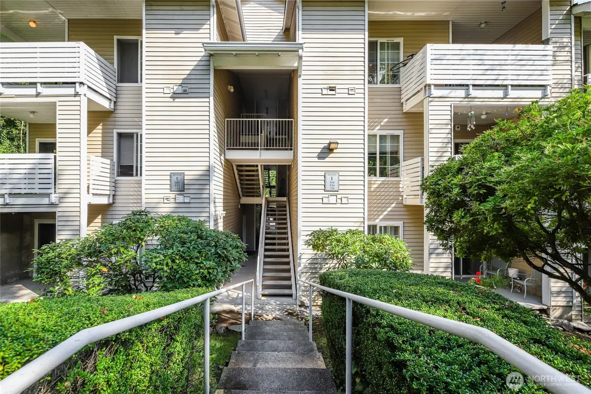 801 Rainier Avenue N #E325, Renton, WA 98057 - #1
