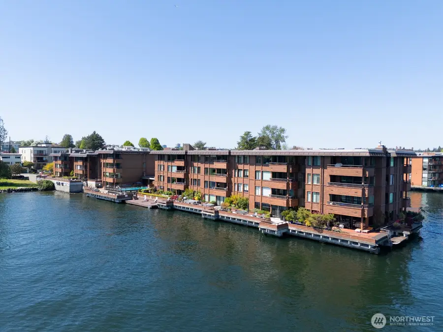 2330 43rd Avenue E #403B, Seattle, WA 98112 - #2