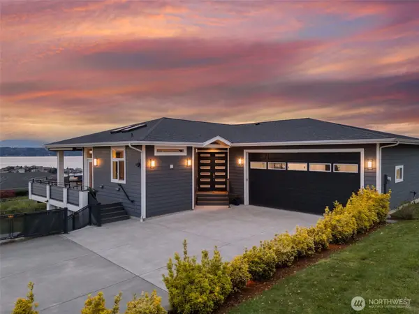 38110 Fawn Road Ne, Hansville, WA 98340