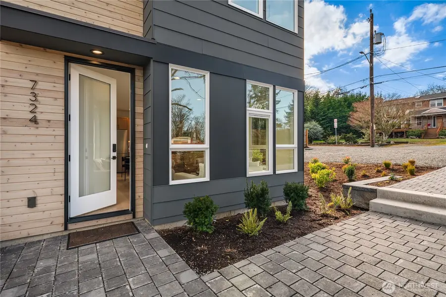 7324 7th Place Sw #B, Seattle, WA 98106 - #3