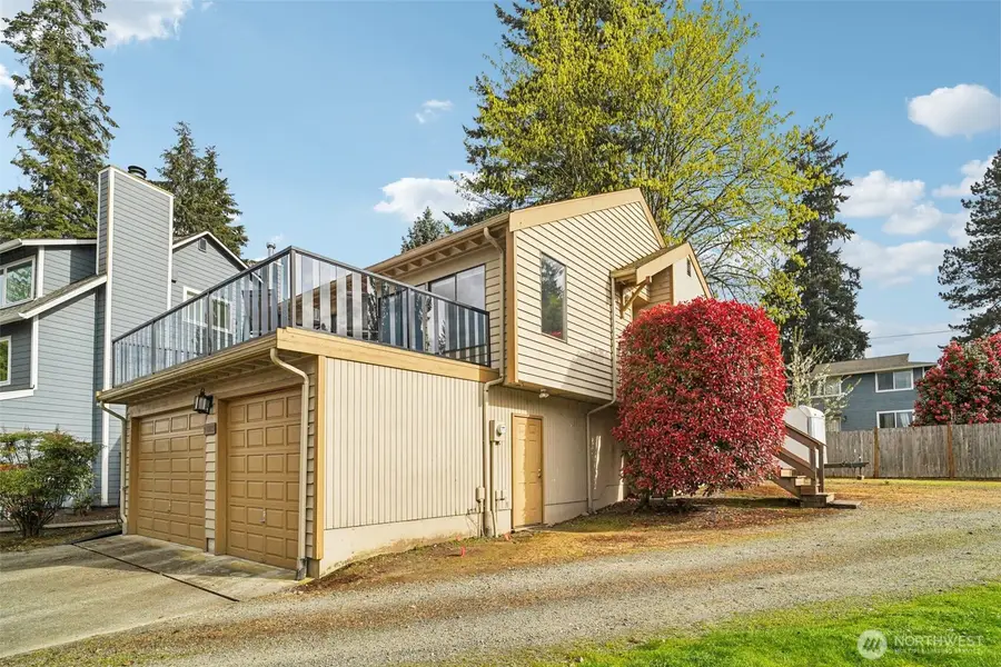 18805 SE 42nd Street, Issaquah, WA 98027 - #2