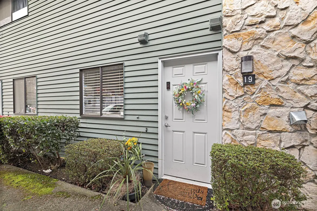 1040 S 320th Street #19, Federal Way, WA 98003 - #1
