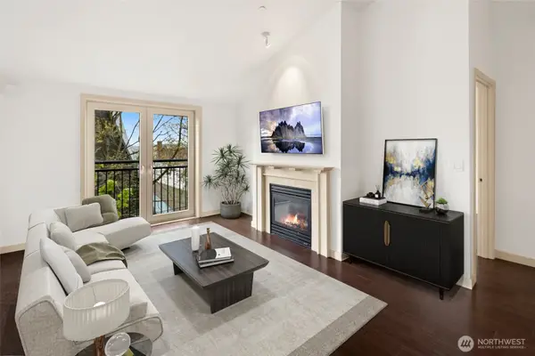 701 1st Avenue N #402, Seattle, WA 98109