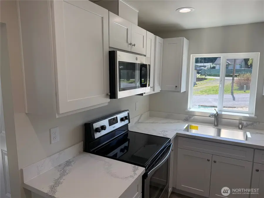 3967 Division Avenue W, Bremerton, WA 98312 - #3