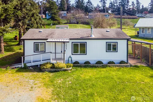 1002 Riepma Avenue, Oak Harbor, WA 98277