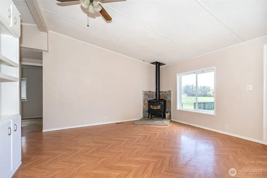 1002 Riepma Avenue, Oak Harbor, WA 98277 - #2