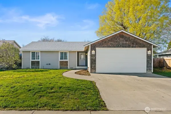 208 W Mount Adams Court, Ellensburg, WA 98926