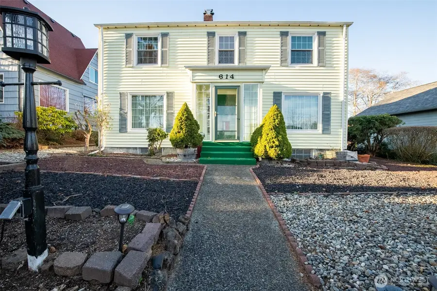 614 1st Avenue, Aberdeen, WA 98520 - #2