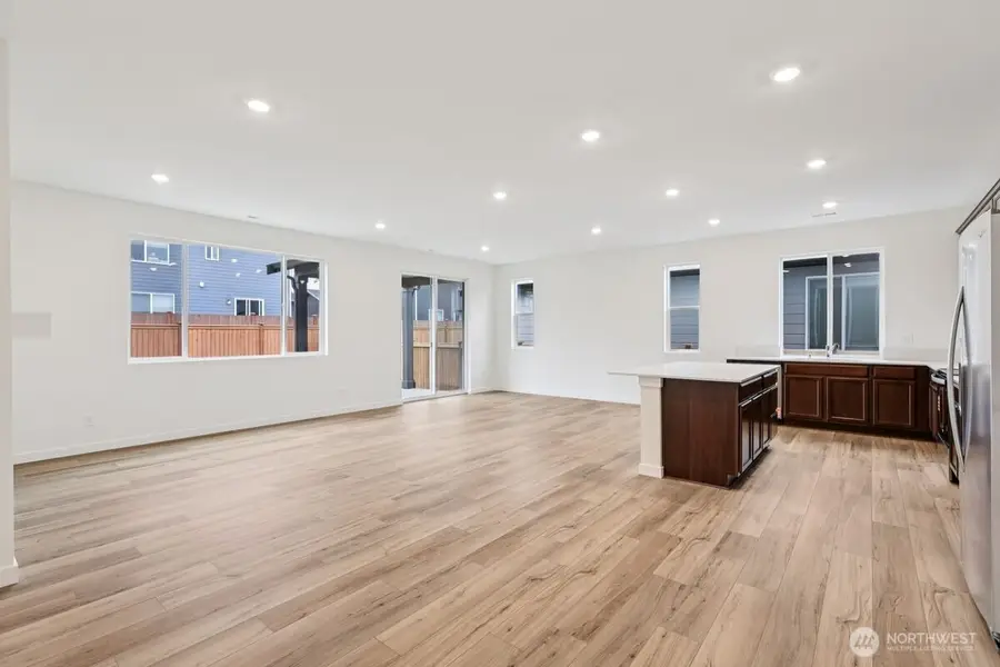 8741 52nd Place Ne #014, Marysville, WA 98270 - #3