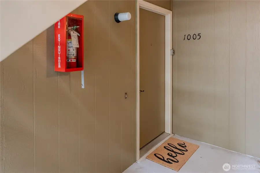 9904 NE 124th Street #1005, Kirkland, WA 98034 - #2