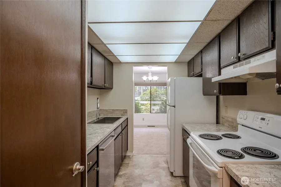 9904 NE 124th Street #1005, Kirkland, WA 98034 - #3