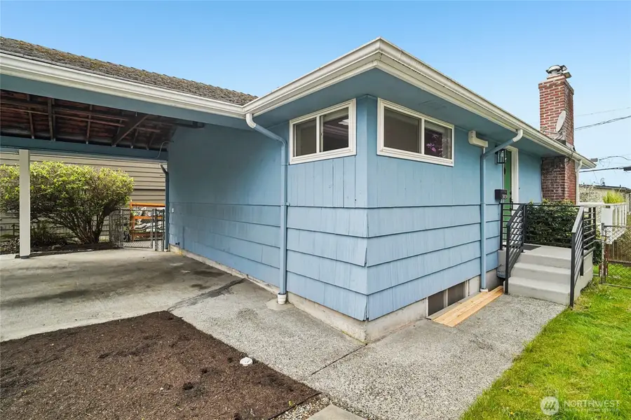 3909 13th Avenue S, Seattle, WA 98108 - #2