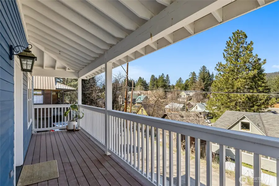 109 S 5th St Alley, Roslyn, WA 98941 - #2